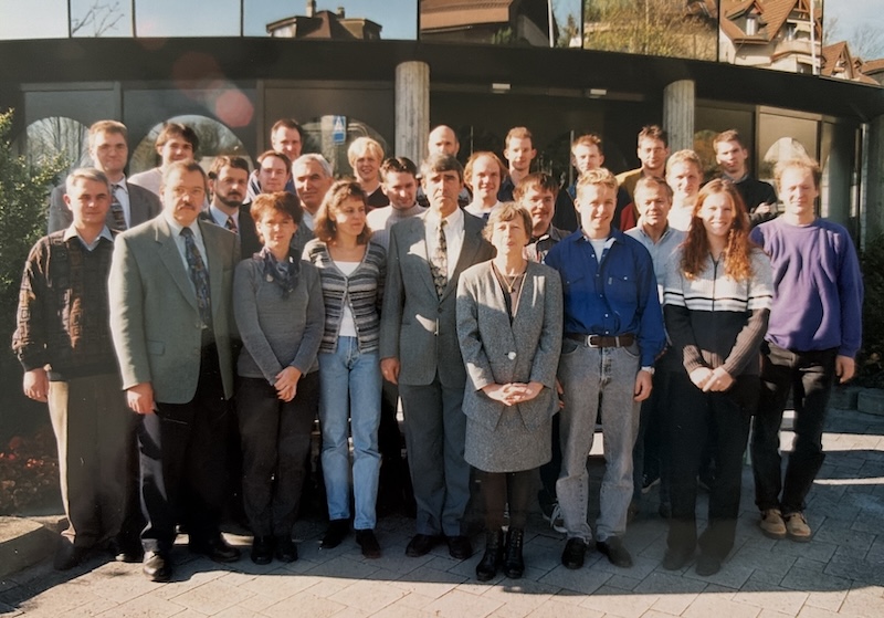 Dani Suter (front row - 2nd from left) with the Bucher + Suter team in the early 2000s